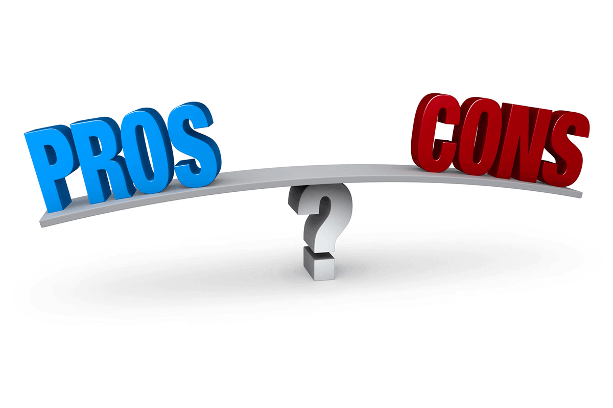 the words pros and cons on a balance pole whose fulcrum is a question mark indicating the need to weigh up whether tpd insurance should be held within superannuation