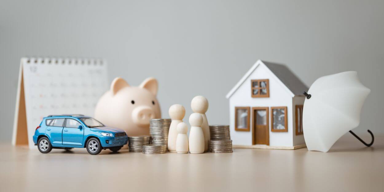models of the assets, people and timeframes to be considered when undertaking personal insurance reviews – they include family, home, car, calendar, savings and an umbrella signifying protection